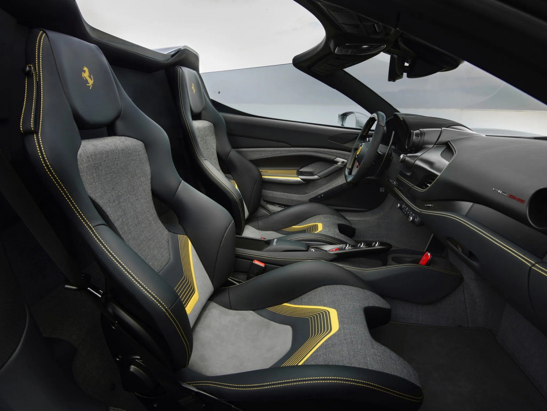 Nội thất của Ferrari HC25