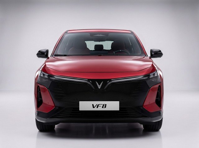 VinFast VF 8 chính thức ra mắt, giá niêm yết 999 triệu đồng