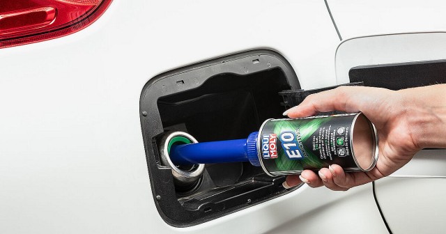 Chất phụ gia dùng cho xăng E10 là gì? Có hại cho xe ô tô - xe máy không?