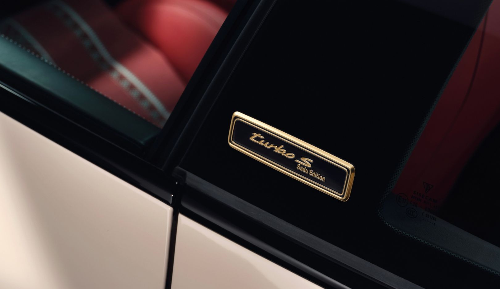 Porsche 911 Turbo S Sadu Edition trình làng, giới hạn 20 chiếc độc quyền tại Kuwait