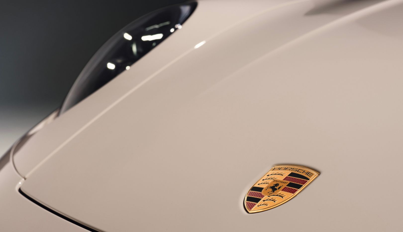 Porsche 911 Turbo S Sadu Edition trình làng, giới hạn 20 chiếc độc quyền tại Kuwait