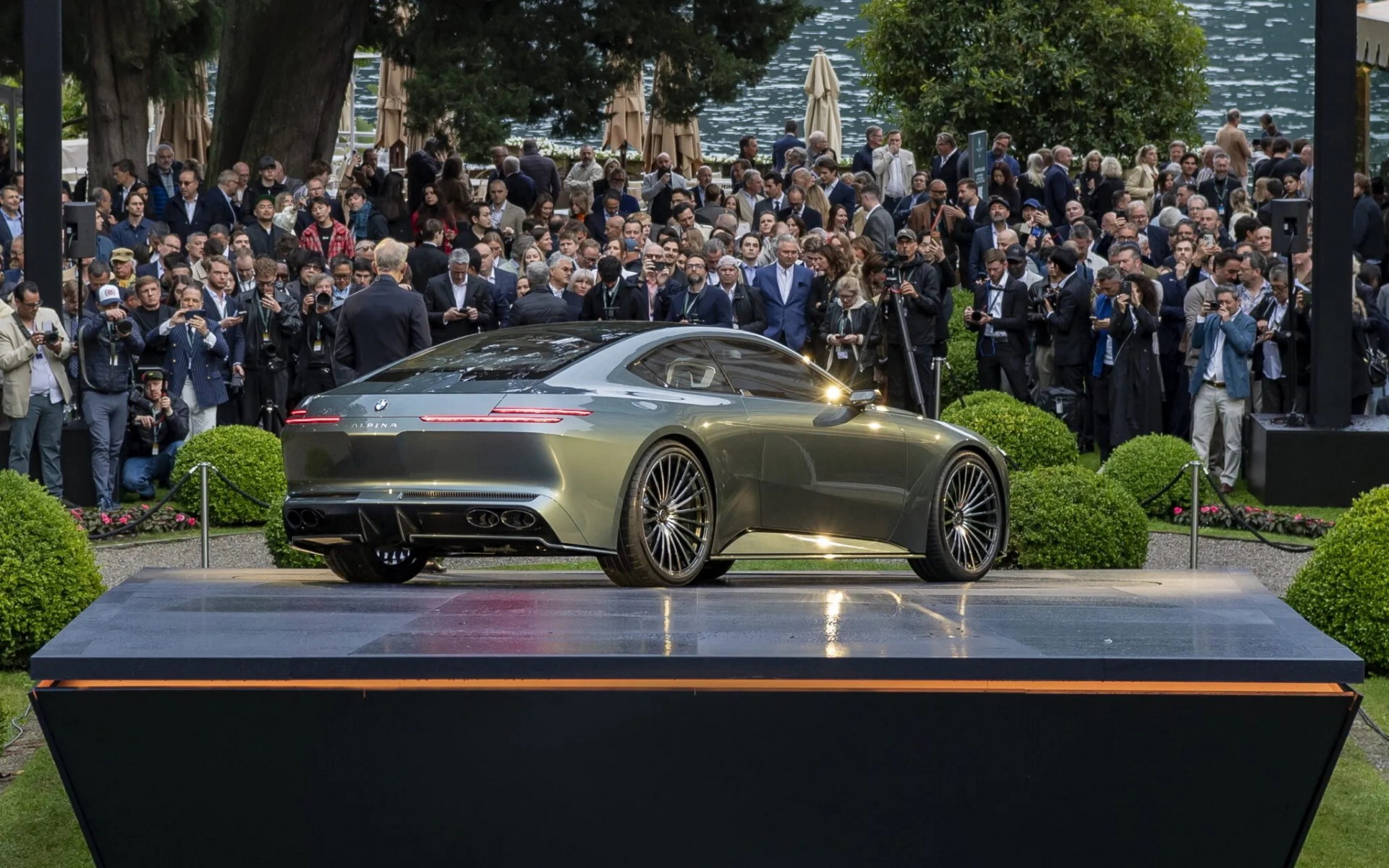 Xe siêu sang Vision BMW Alpina ra mắt, hé lộ tương lai thương hiệu Alpina dưới thời BMW