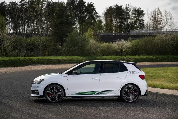 Skoda Fabia ra mắt bản đặc biệt, giới hạn 125 chiếc cho người mê rally