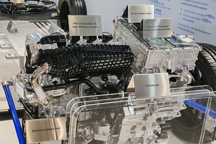 BYD M6 có thêm bản PHEV, tiết kiệm nhiên liệu hơn chỉ 1,5 lít/100 km