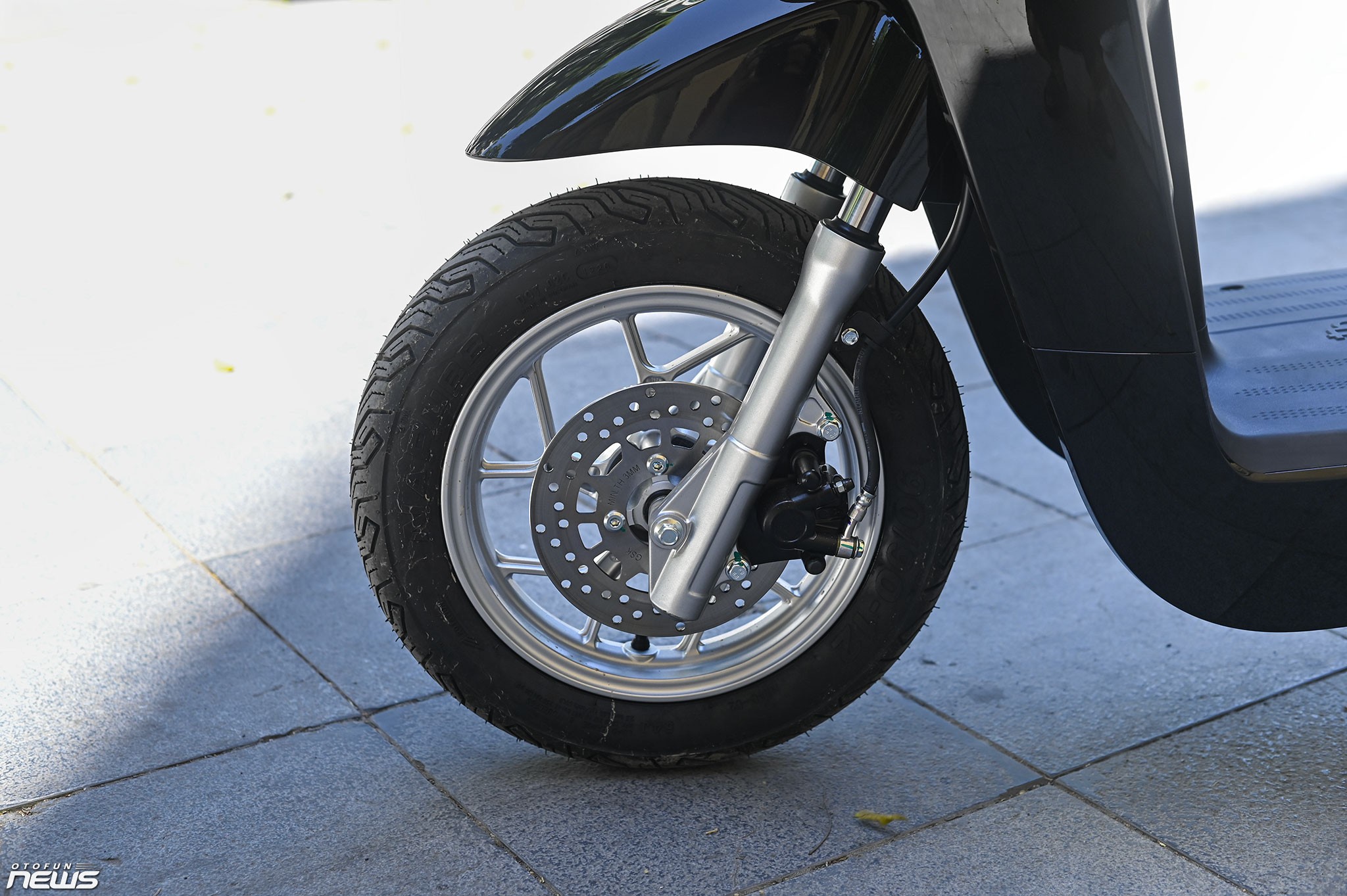 Dat Bike ERA, xe điện dưới 30 triệu 'đủ cân đời thực' Dat Bike ERA, xe điện dưới 30 triệu 'đủ cân đời thực'