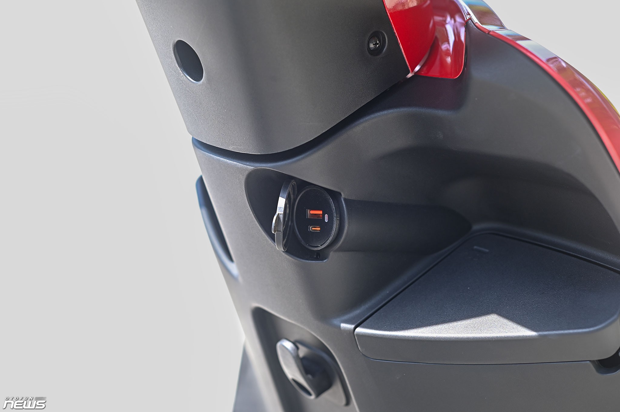 So sánh ERA E1 và ERA E2   2 phiên bản của mẫu xe điện mới nhất nhà DatBike