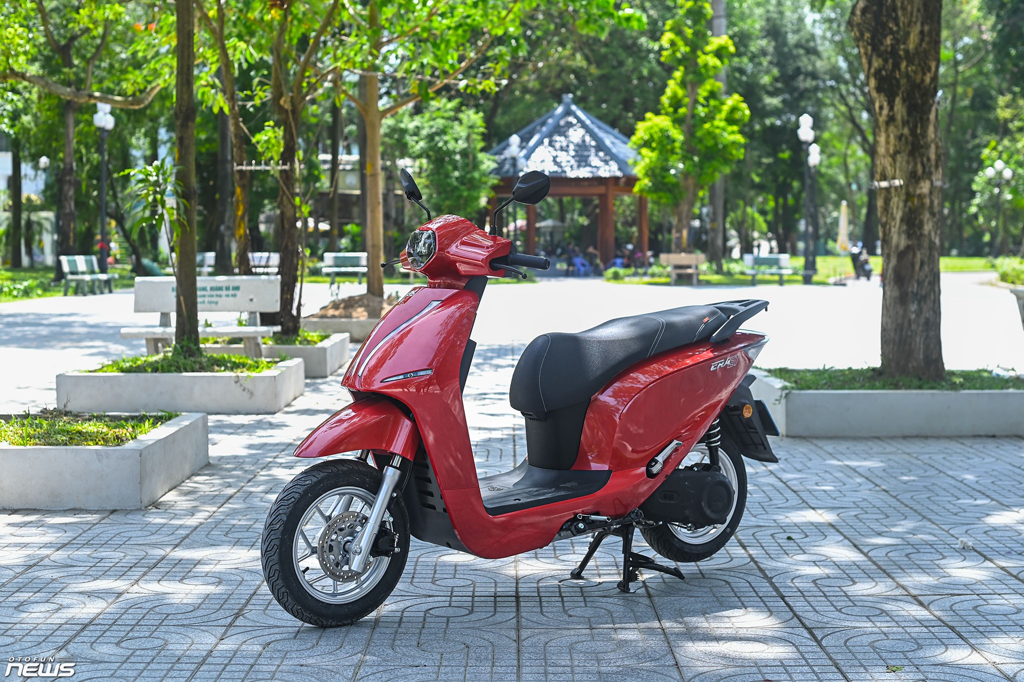 So sánh ERA E1 và ERA E2   2 phiên bản của mẫu xe điện mới nhất nhà DatBike