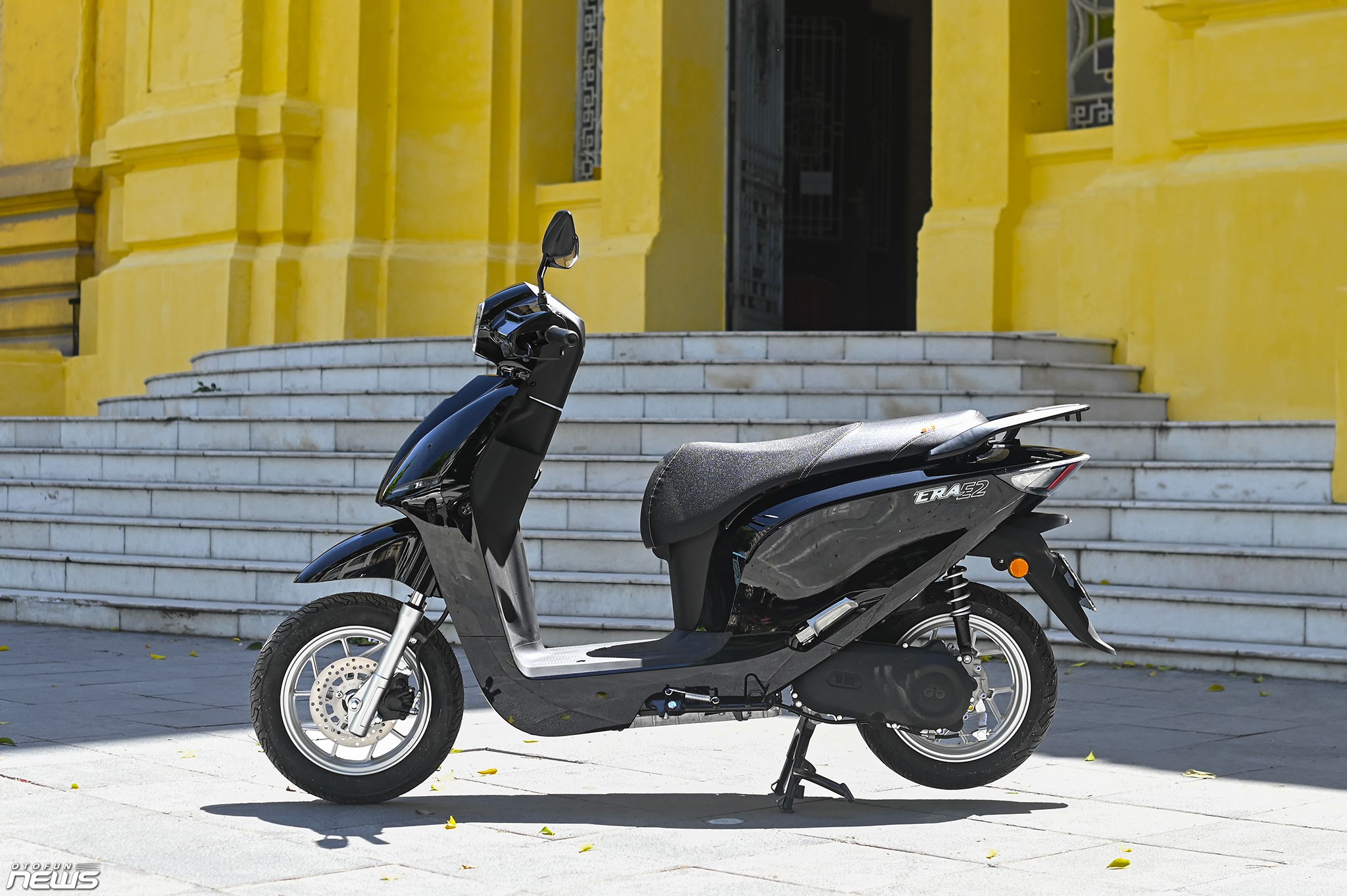 So sánh ERA E1 và ERA E2   2 phiên bản của mẫu xe điện mới nhất nhà DatBike