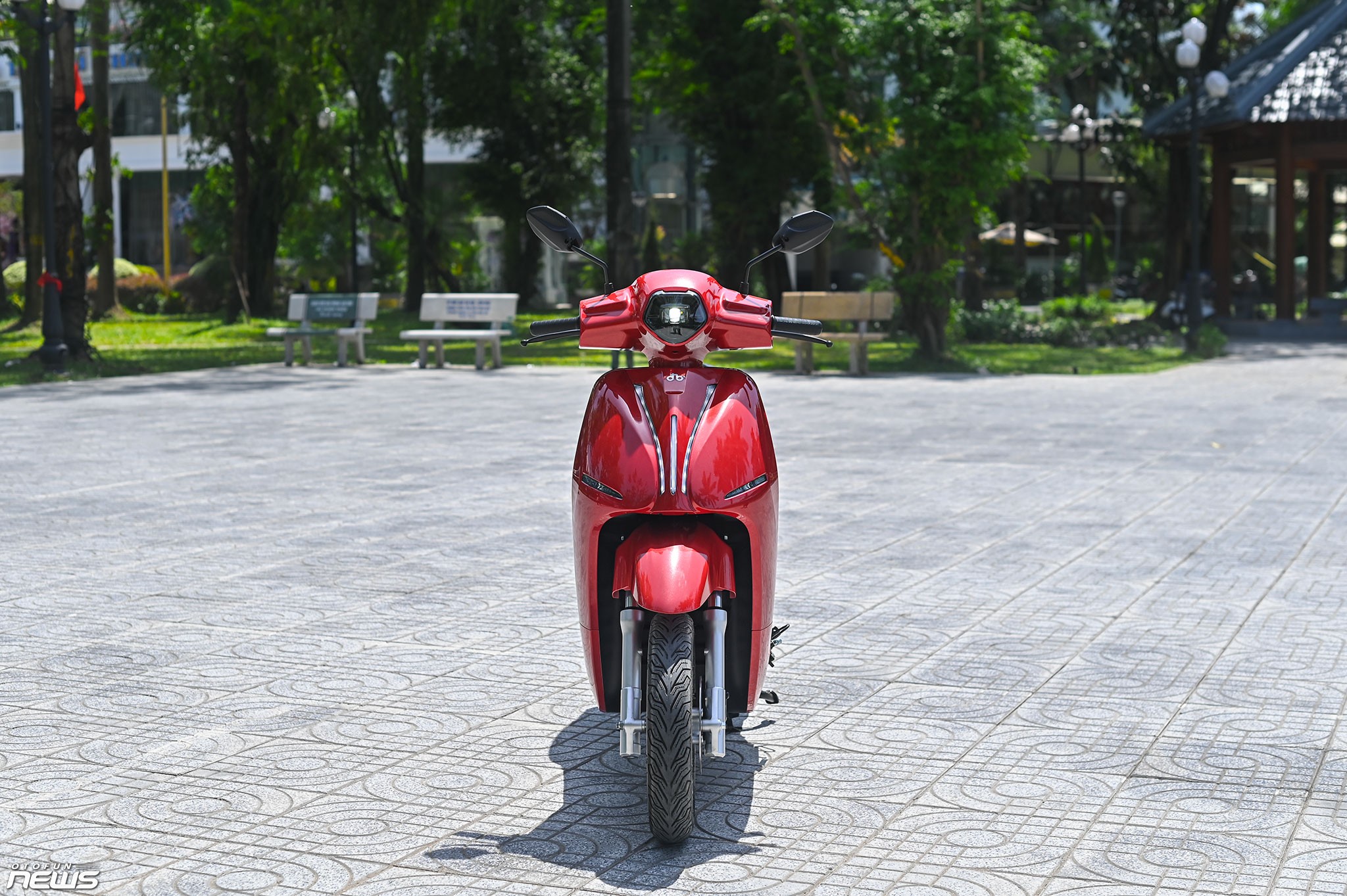 So sánh ERA E1 và ERA E2   2 phiên bản của mẫu xe điện mới nhất nhà DatBike