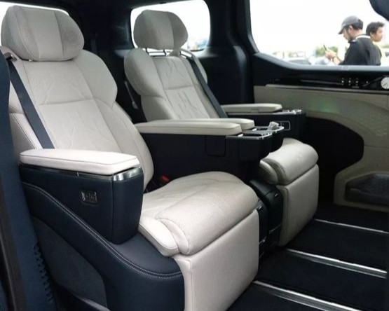 MPV điện Zeekr 009 nhận cọc: Giá 4,2 tỷ, ngang Toyota Alphard - có gì để thuyết phục khách Việt?