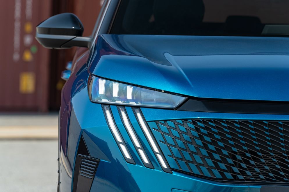 Peugeot 3008 và 5008 mới ra mắt, nâng cấp về công nghệ và tăng giá bán