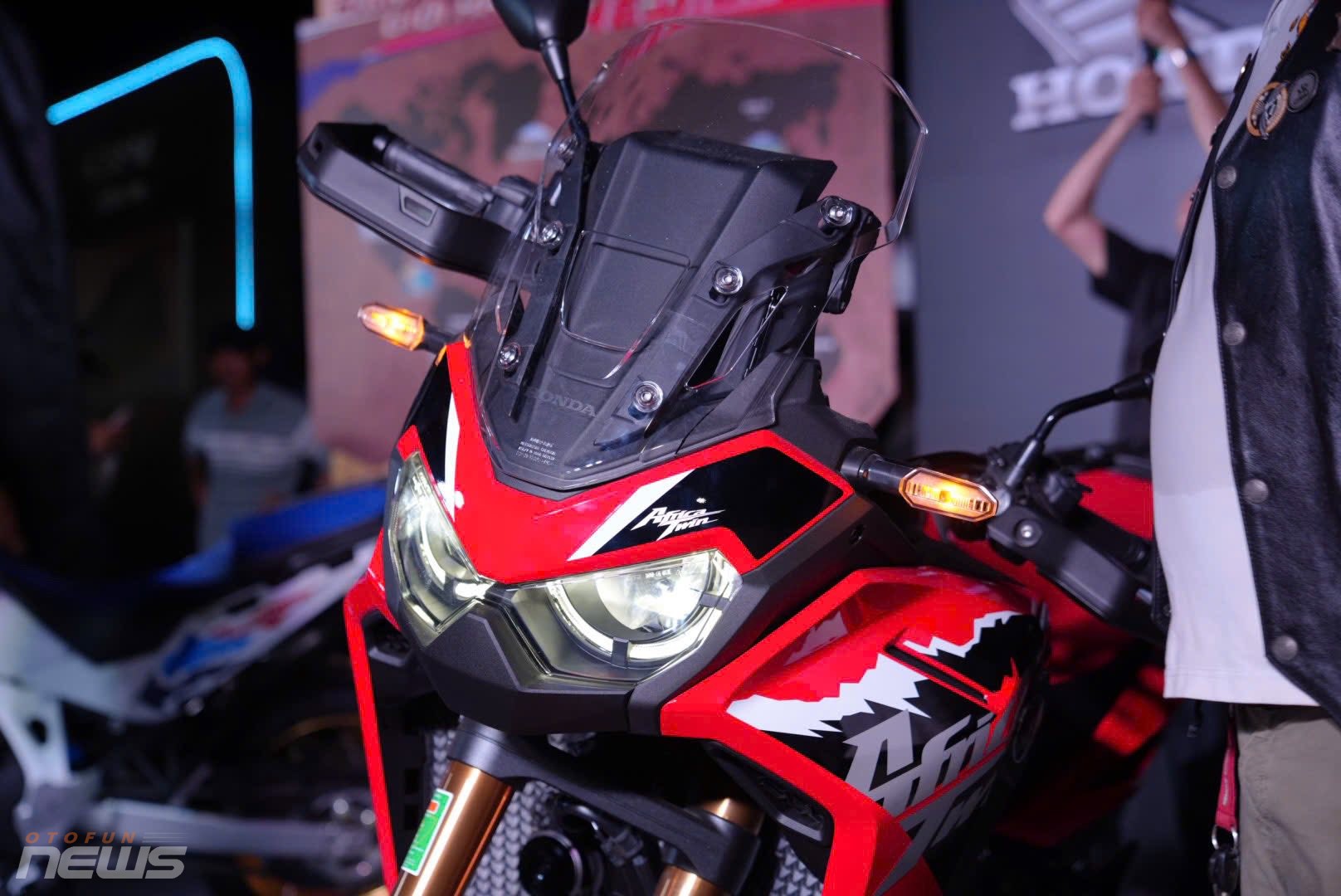 Honda Africa Twin 2026 ra mắt, giá từ 540 triệu đồng