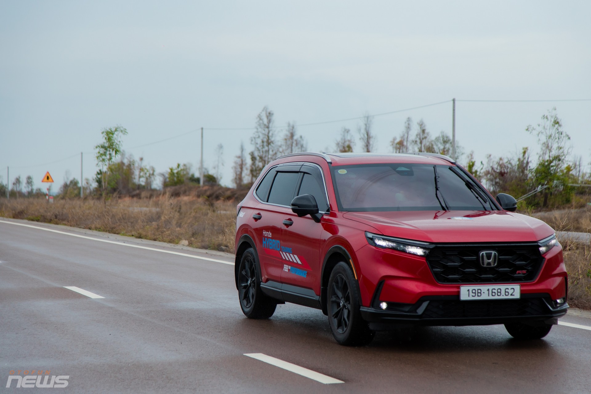 Lái Honda hybrid 1.000 km: Êm, tiết kiệm, chạy đường dài có thực sự phù hợp?