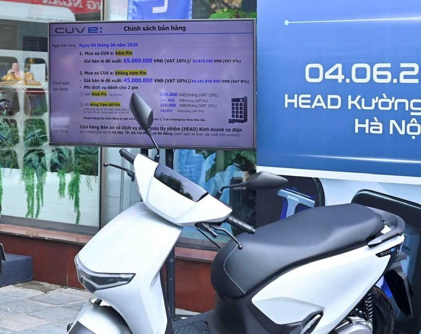 Honda Việt Nam chơi lớn: Ra mắt UC3 và CUV e: kèm trạm đổi pin, có gì để cạnh tranh?