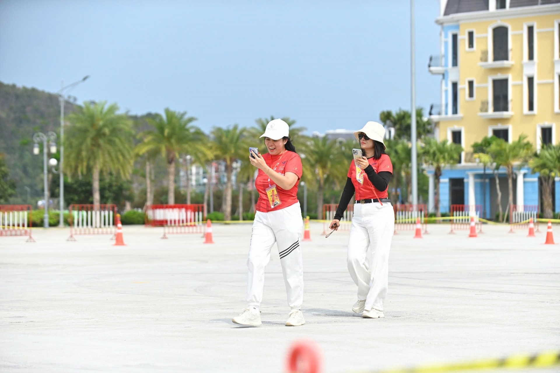 Nữ tay đua Gymkhana: Kỹ năng đua không phụ thuộc giới tính