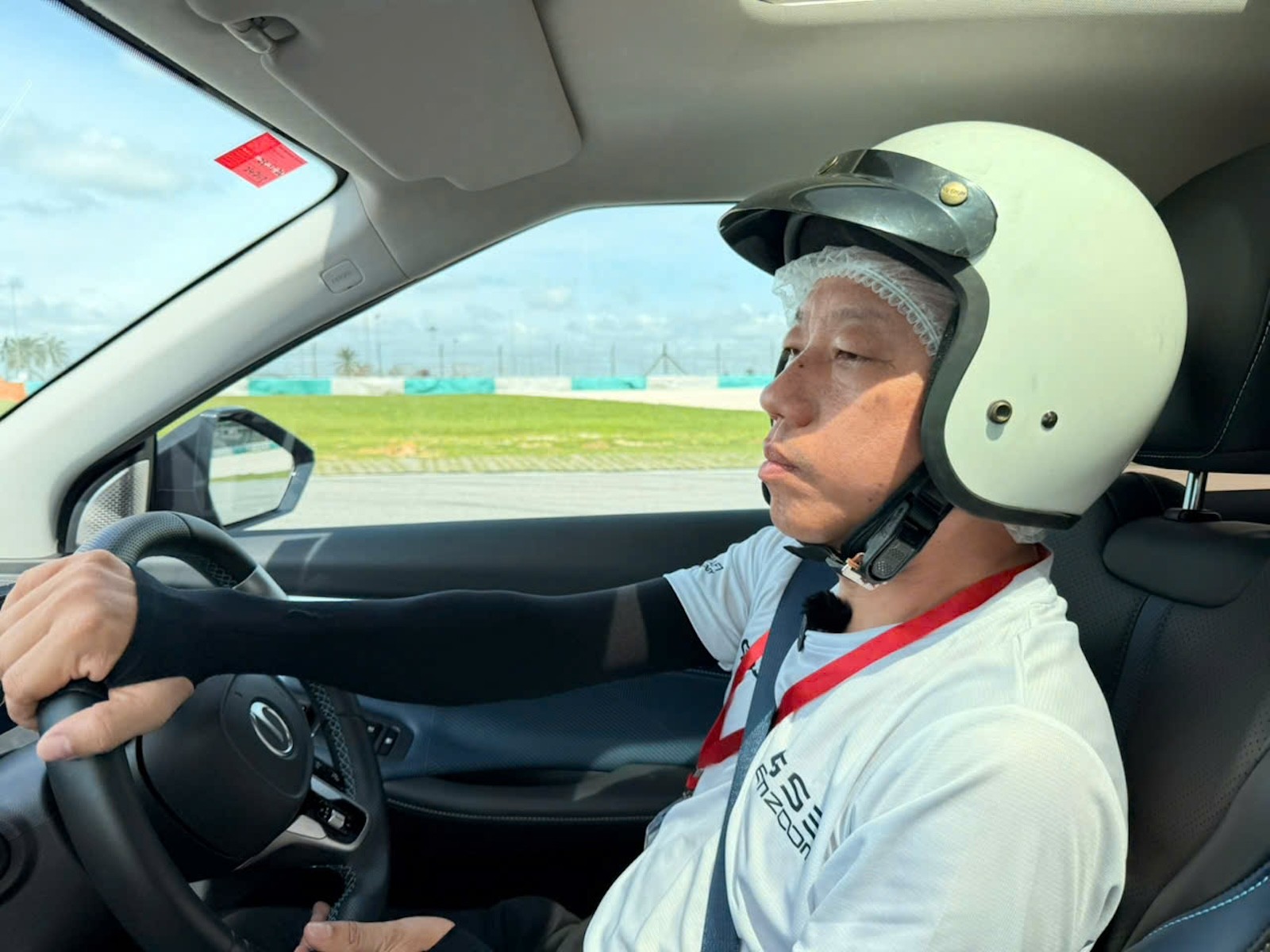 Chạy thử xe GAC tại Sepang: Hai vòng trên đường đua F1 cũ phơi bày điều gì về một chiếc SUV?