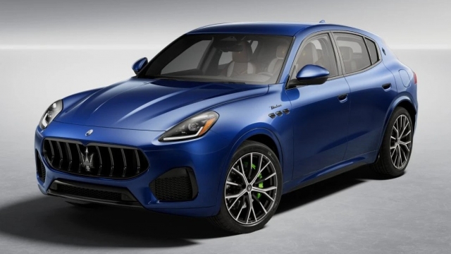 Maserati đưa động cơ siêu xe MC20 vào một chiếc SUV gia đình