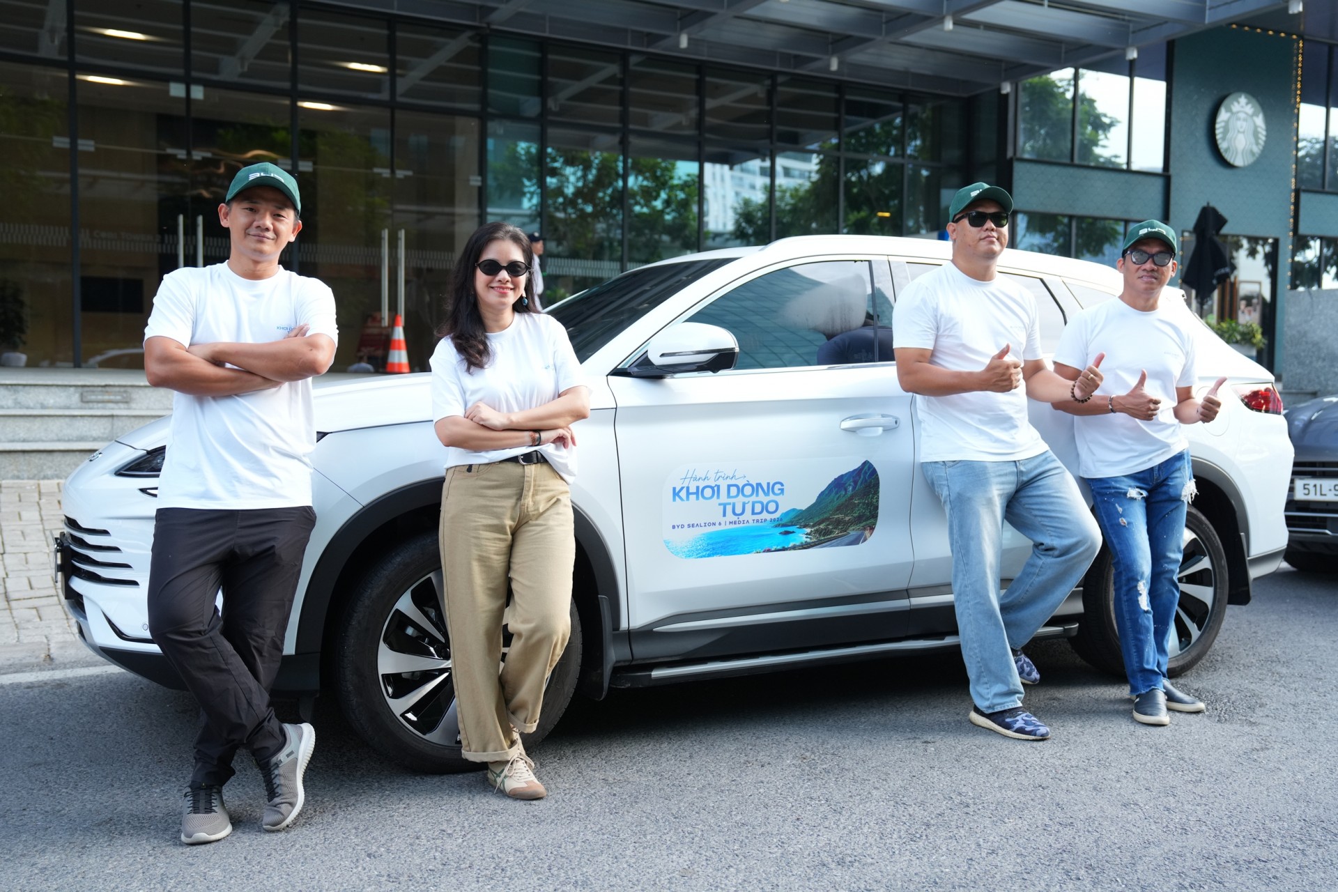 Theo dấu nắng gió Ninh Thuận cùng BYD Sealion 6 Theo dấu nắng gió Ninh Thuận cùng BYD Sealion 6
