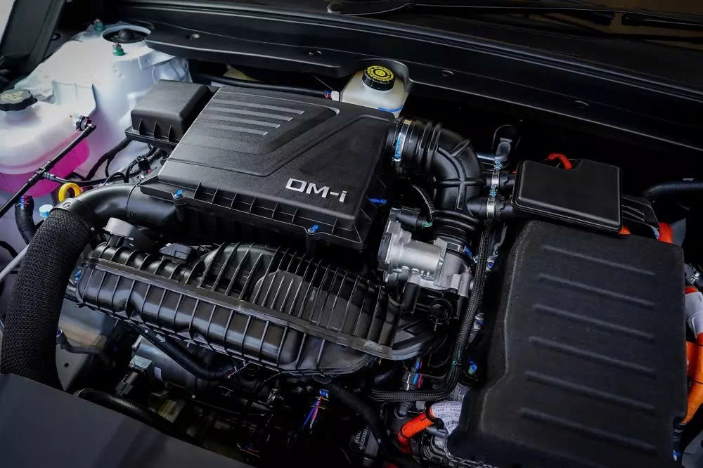 BYD Seal 5 và lời giải cho bài toán 'đi xe xanh không cần đánh đổi'