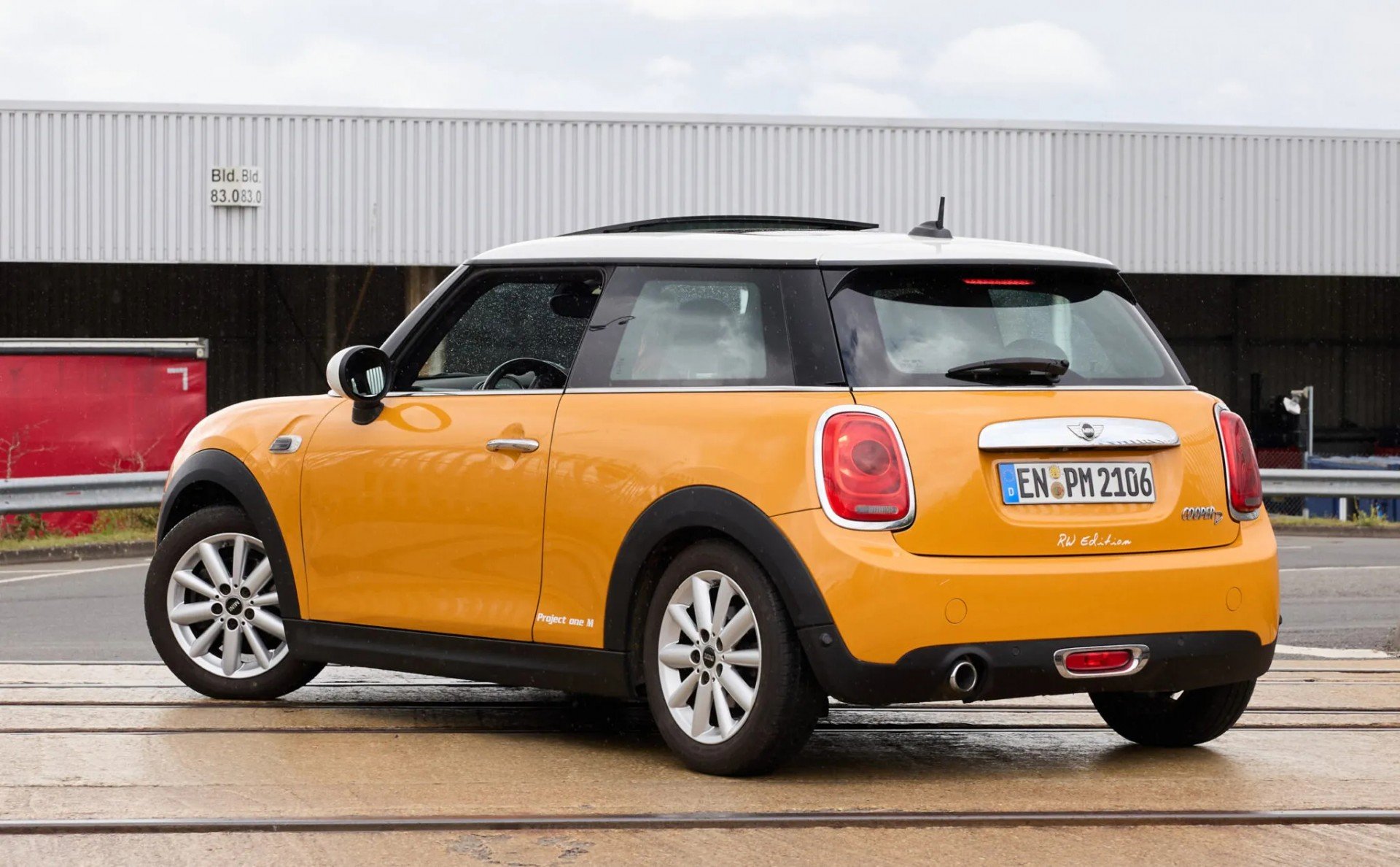Đây là chiếc Mini Cooper D cán mốc 1 triệu km với động cơ diesel nguyên bản sau 12 năm