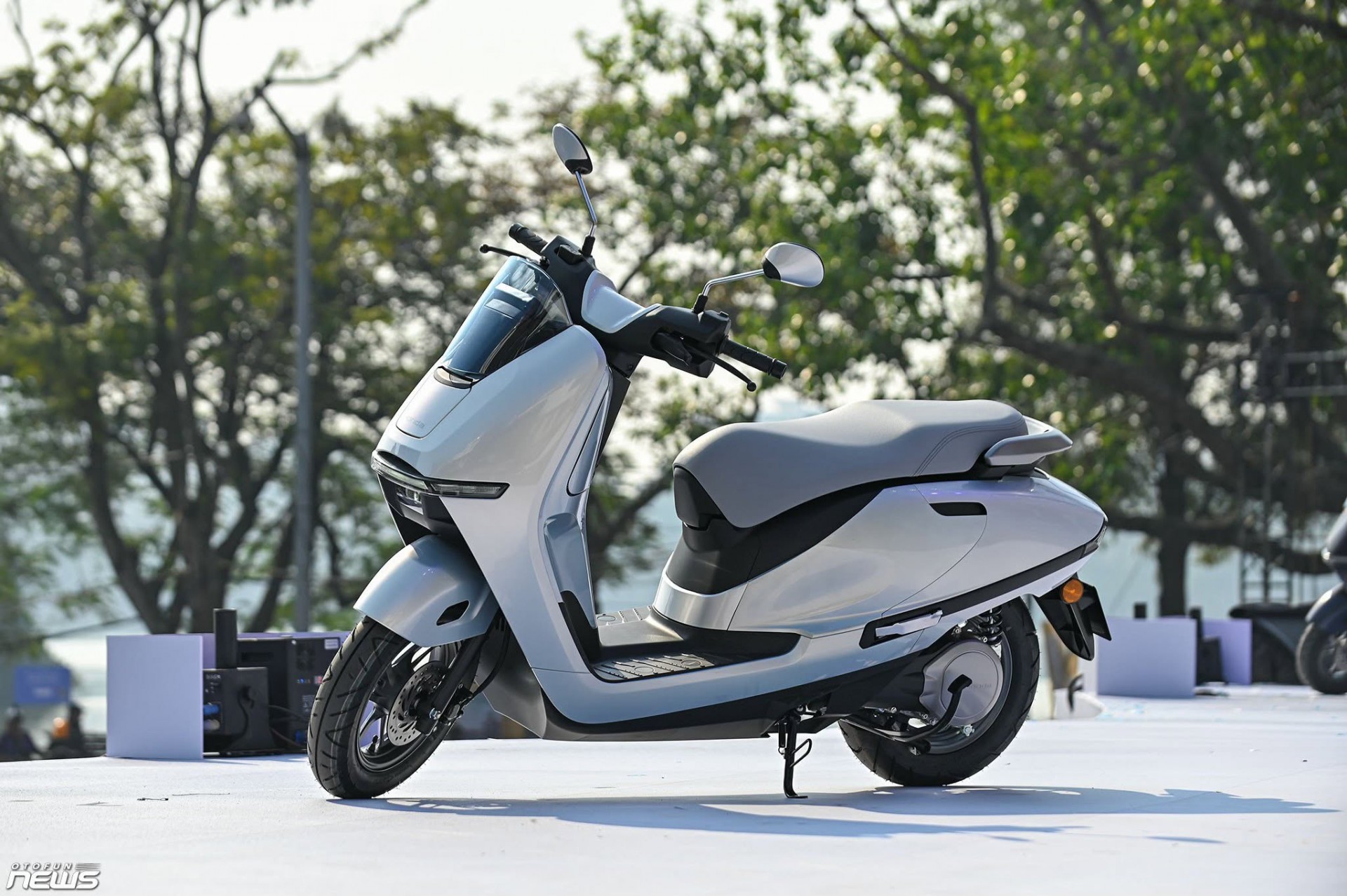 Honda Việt Nam mở bán xe máy điện UC3 từ 56,5 triệu đồng, chính thức vận hành hệ thống trạm sạc
