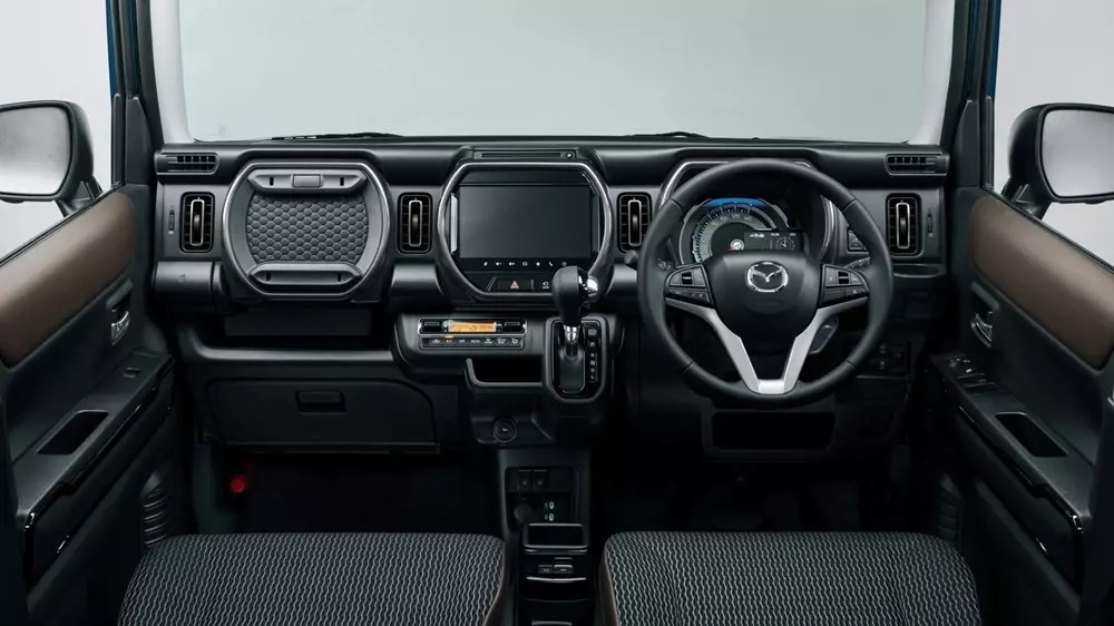 Mazda Flair Crossover 2027 nâng cấp ADAS, giá quy đổi từ 322 triệu đồng