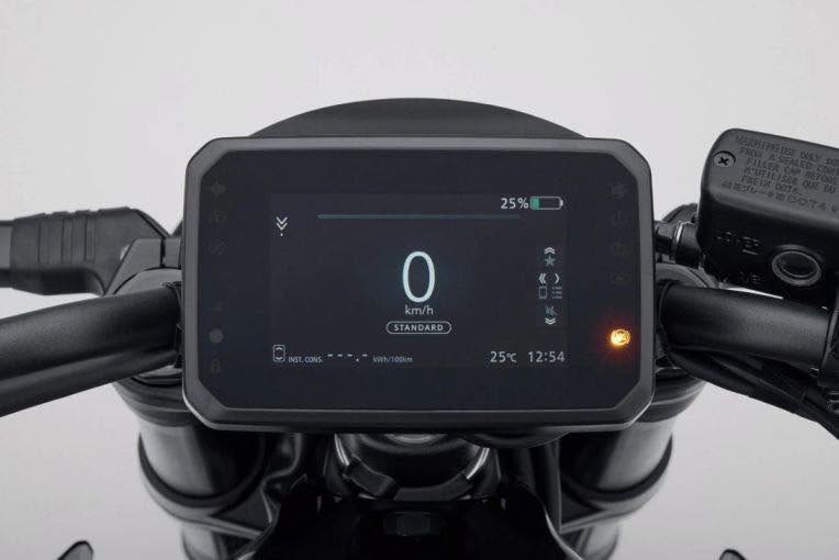 Honda chính thức mở bán mô tô điện đầu tiên, giá quy đổi khoảng 443,9 triệu Honda chính thức mở bán mô tô điện đầu tiên, giá quy đổi khoảng 443,9 triệu