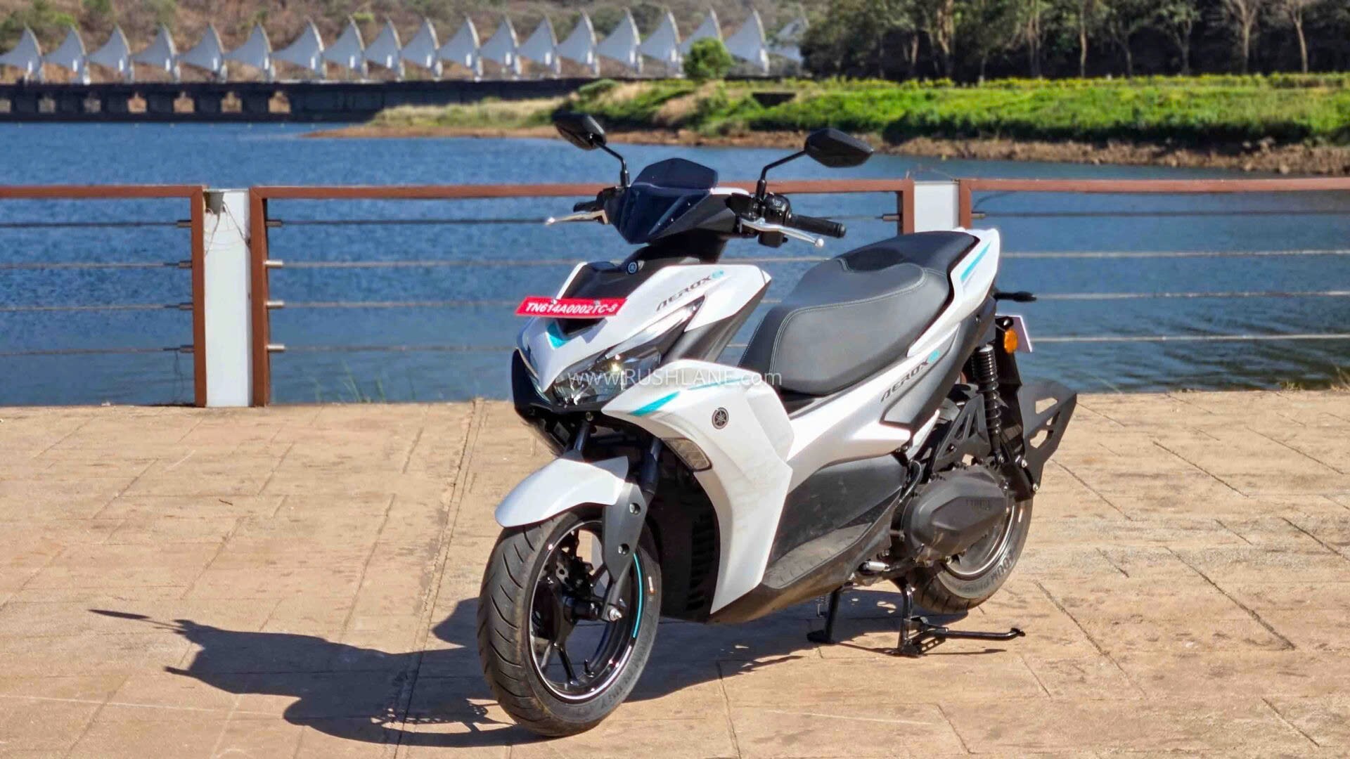 Yamaha NVX bản thuần điện mở bán, đi được 117 km/sạc, giá quy đổi hơn 77 triệu