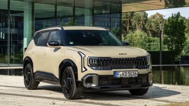Kia Seltos thế hệ mới nâng cấp mạnh về công nghệ, lần đầu có e-AWD