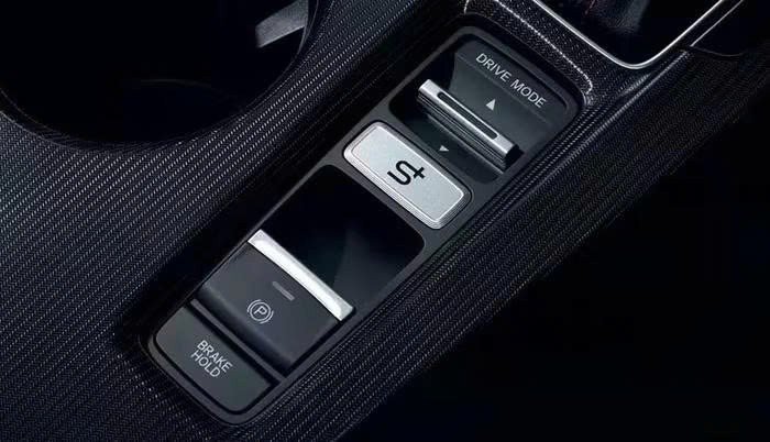 Honda Civic 2026 ra mắt Thái Lan, thêm giả lập sang số S+ Shift và cảnh báo điểm mù Honda Civic 2026 ra mắt Thái Lan, thêm giả lập sang số S+ Shift và cảnh báo điểm mù