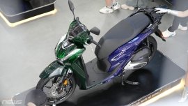 Honda SH150i phối hai màu độc đáo, giá cao gấp đôi SH160i chính hãng