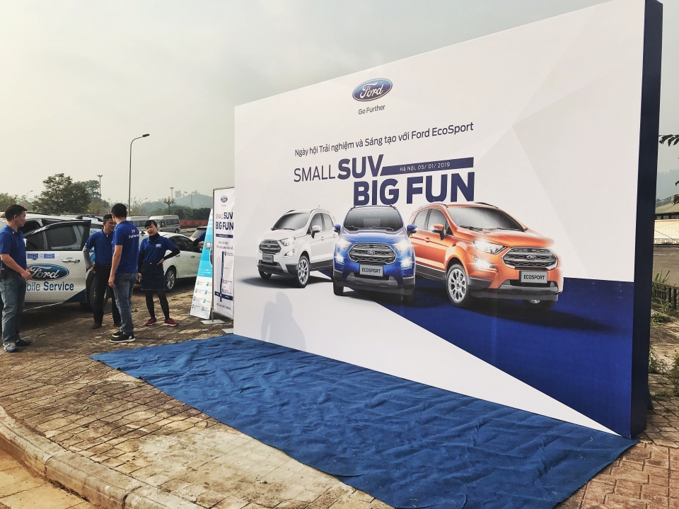ford ecosport trinh dien kha nang off road an tuong trong ngay hoi trai nghiem va sang tao