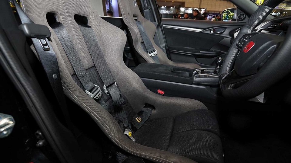 mugen tung ra goi do nhu transformer cho honda civic