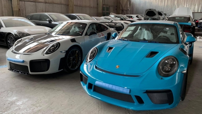 Thêm cặp đôi Porsche 911 GT2 RS và GT3 RS cập bến Việt Nam