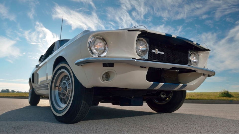 Ford Mustang Shelby GT500 đời 1967 đắt nhất lịch sử giá 52 tỷ đồng