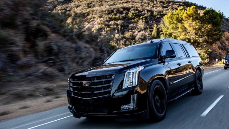 Cadillac Escalade có thêm bản độ bọc thép từ hãng độ AddArmor