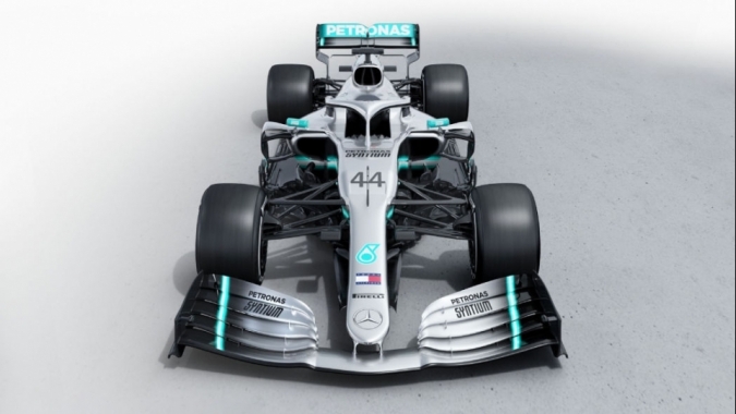 Mercedes giới thiệu xe đua F1 mới cho mùa giải 2019