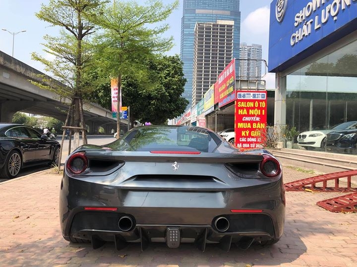 Ferrari 488 GTB từng của Cường đô-la được rao bán với giá chỉ 7,3 tỷ đồng ferrari 488 gtb tung cua cuong do la duoc ban lai voi gia chi 73 ty dong
