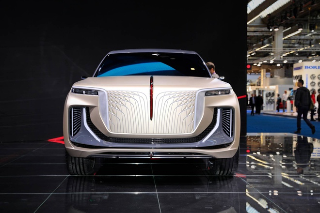 suv trung quoc chay dien sao chep thiet ke rolls royce