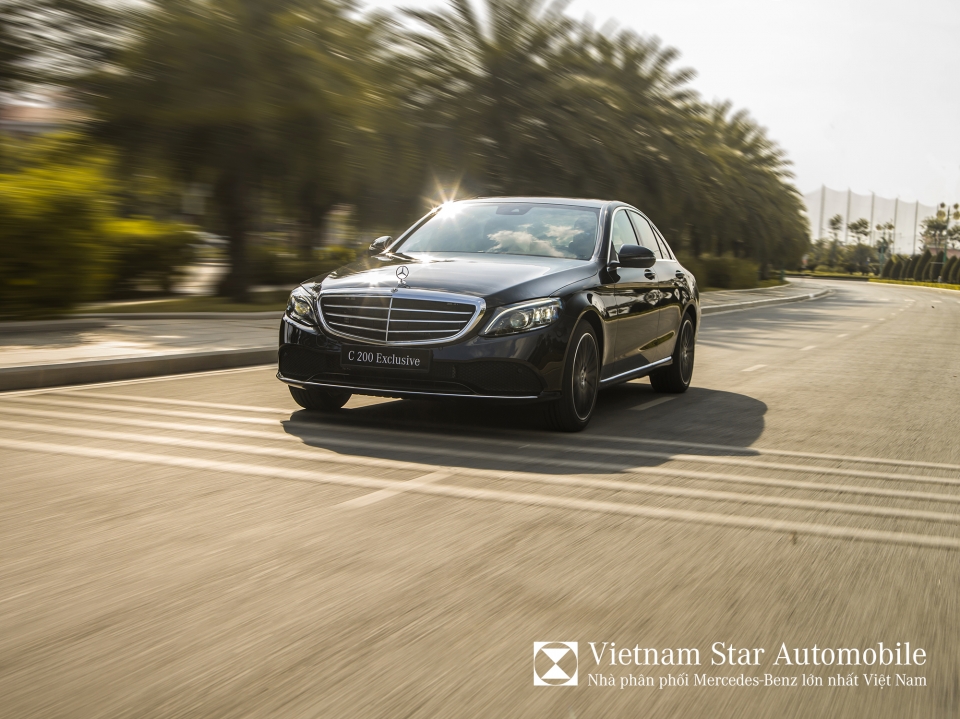 chuoi su kien ra mat xe mercedes bezz c class 2019 cua vietnam star tai viet nam