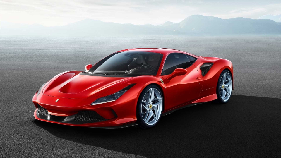 ferrari f8 tributo ra mat ky phung dich thu cua lamborghini huracan evo