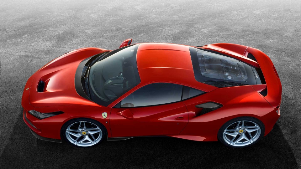 ferrari f8 tributo ra mat ky phung dich thu cua lamborghini huracan evo