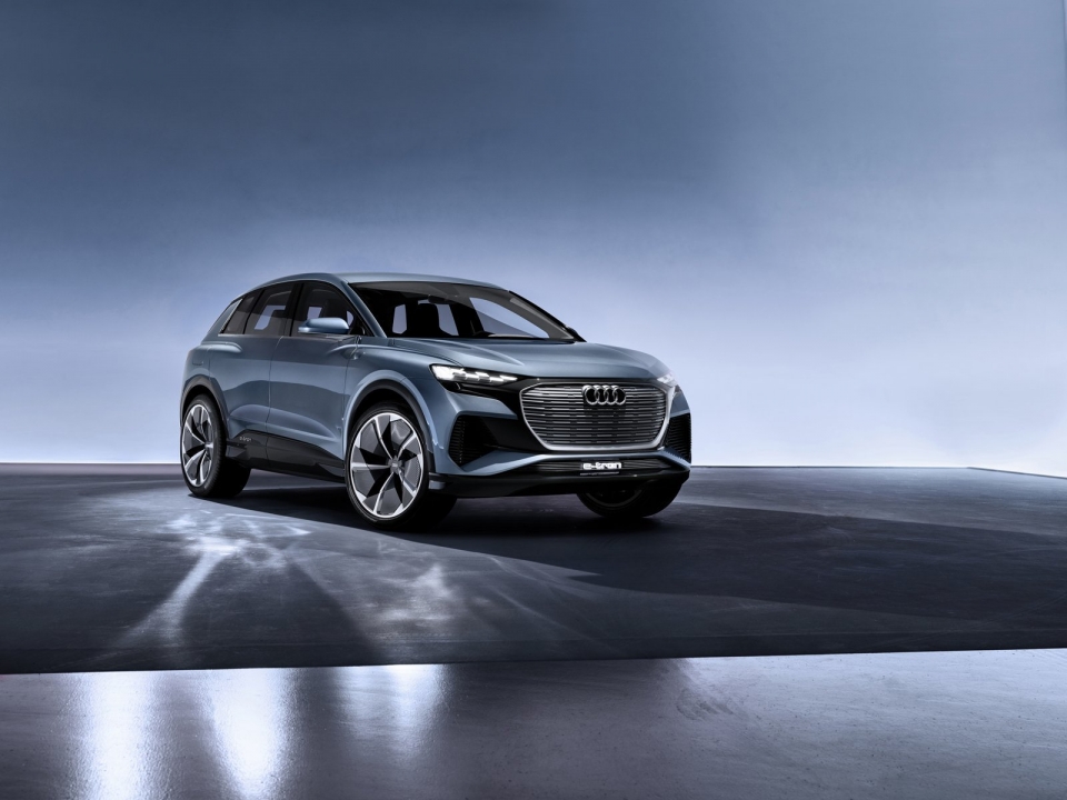audi gioi thieu q4 e tron sac day 80 chi mat 30 phut tam hoat dong 450km