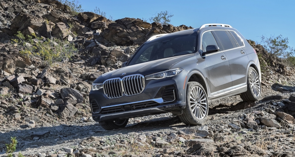 7 chi tiet an tien tren suv hang sang bmw x7 sap ve viet nam