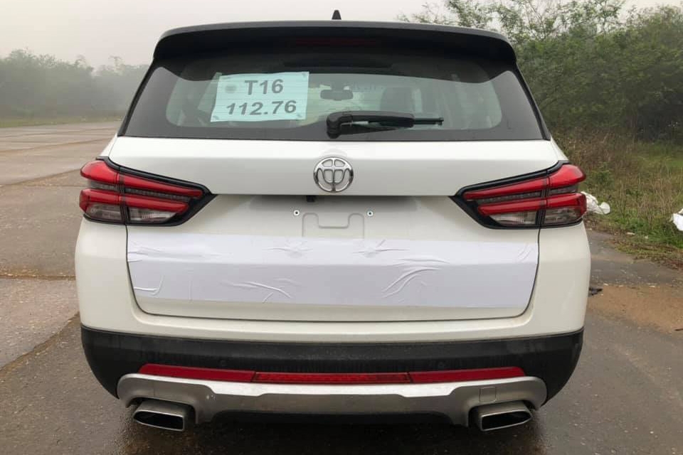 brilliance v7 ve viet nam xe trung quoc dong co bmw gia 700 trieu