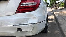 Chủ xe Mercedes được ca ngợi vì bỏ qua vụ va chạm thiệt hại tới 30 triệu