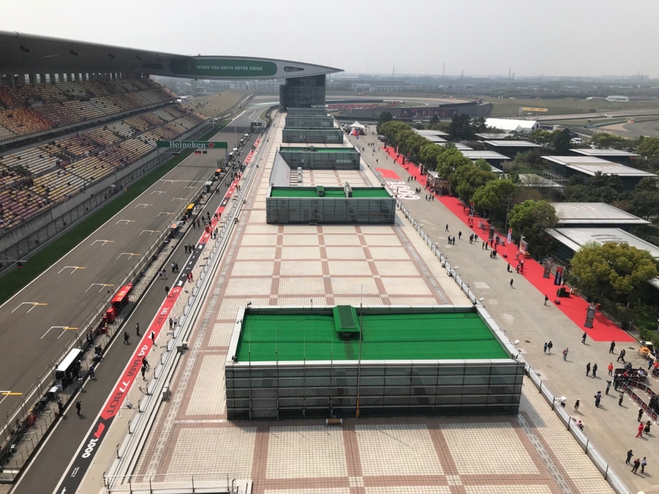 Trải nghiệm làm tình nguyện viên ở đường đua F1 - Thượng Hải Grandprix 2019 trai nghiem lam tinh nguyen vien o duong dua f1 thuong hai grandprix 2019