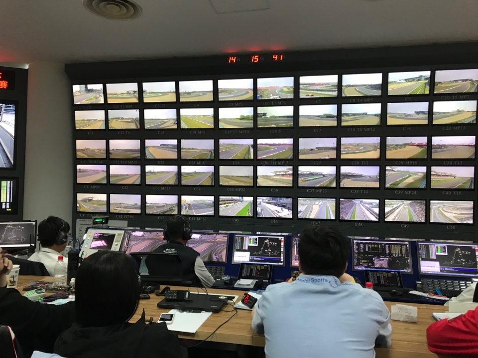 Trải nghiệm làm tình nguyện viên ở đường đua F1 - Thượng Hải Grandprix 2019 trai nghiem lam tinh nguyen vien o duong dua f1 thuong hai grandprix 2019