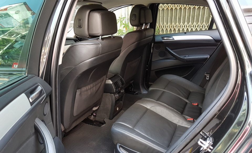 BMW X6 đời 2008 giá khoảng 750 triệu có kén người mua? bmw x6 doi 2008 gia khoang 750 trieu co ken nguoi mua