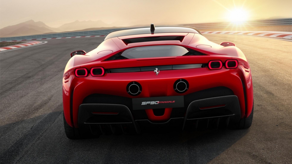 ferrari sf90 stradale ra mat sieu xe duong pho manh nhat cua hang xe italia